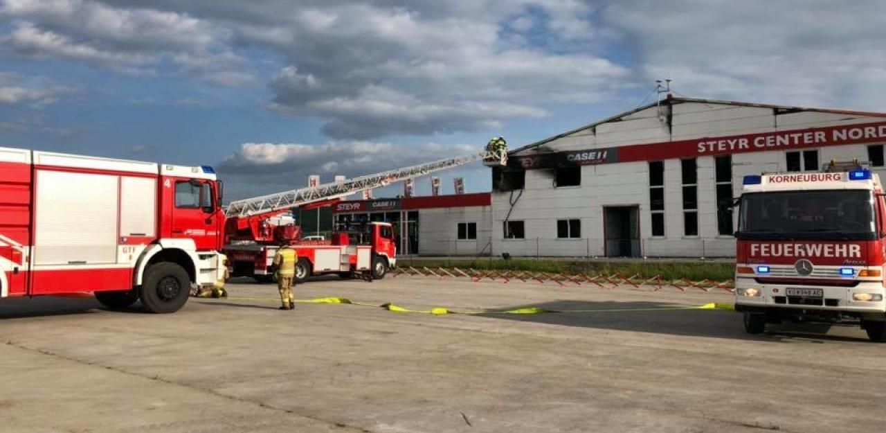 Heute.at - Traktorcenter-Brand: Keine Hinweise auf Brandstiftung