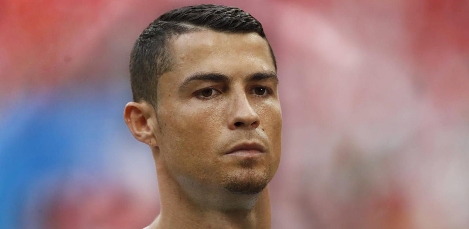 Portugal-Star Cristiano Ronaldo trägt jetzt Bärtchen.