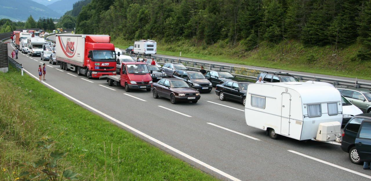 Bitte Warten! Nächstes Stau-Wochenende Kommt | Heute.at