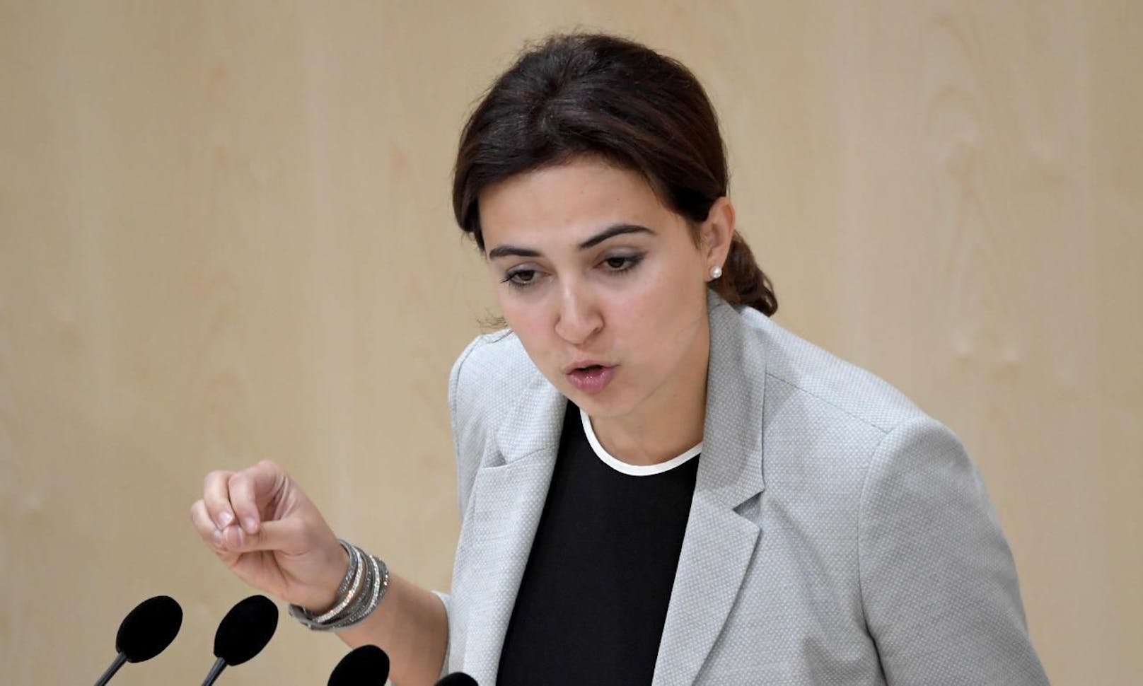 Justizministerin Alma Zadi.