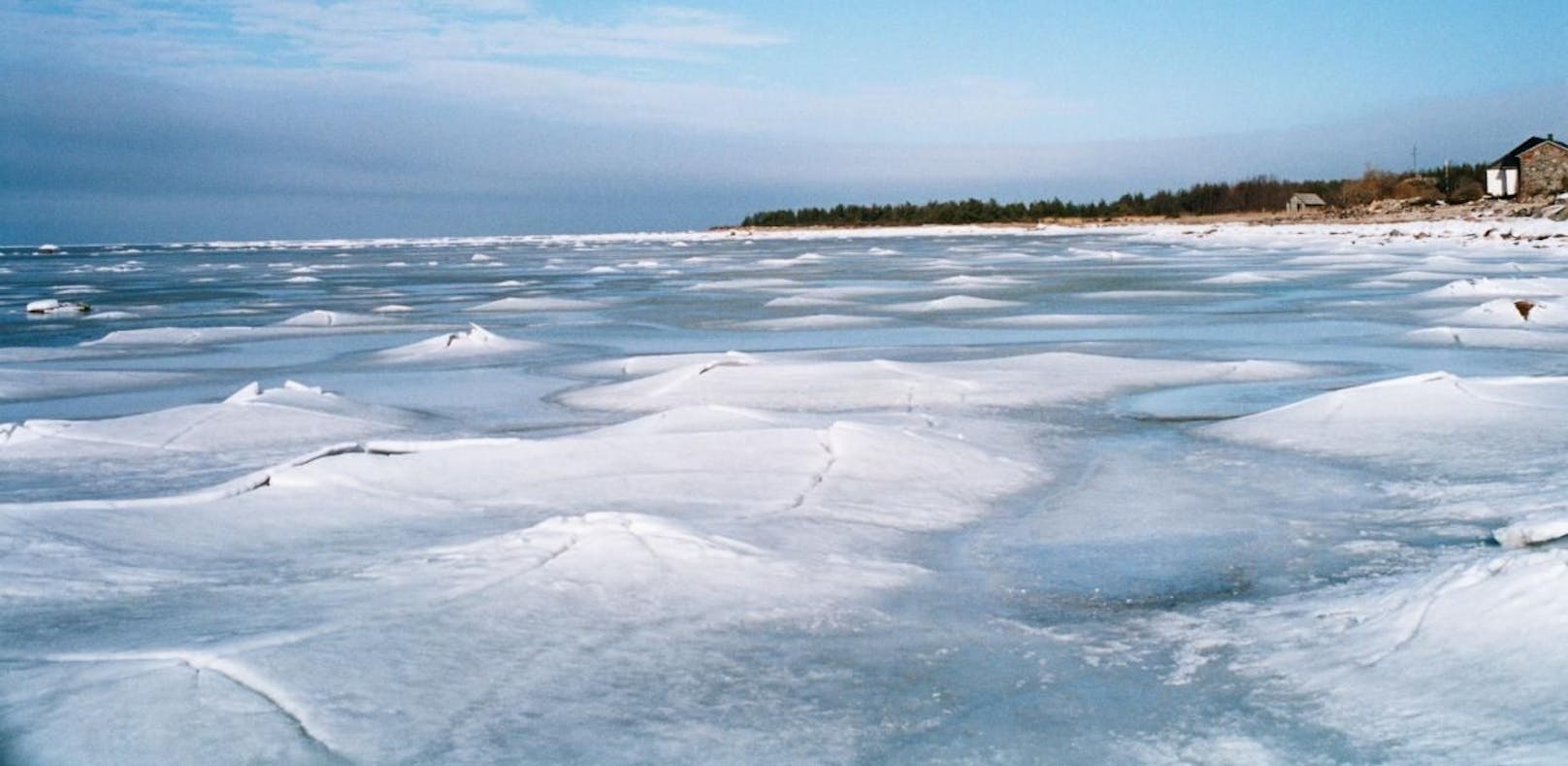 Drei Tote auf der Ostsee, Auto brach in Eis ein