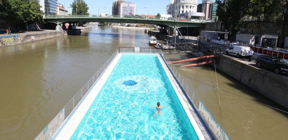 Das Badeschiff Wien.