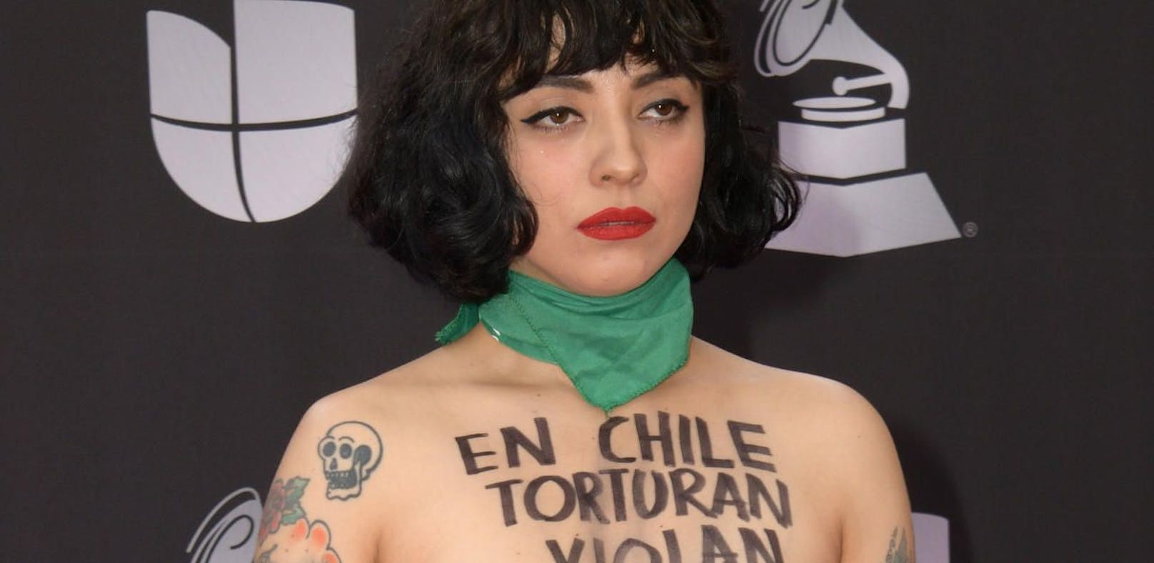 Aus Protest: Latino-Sängerin zieht bei Grammy-Show b...