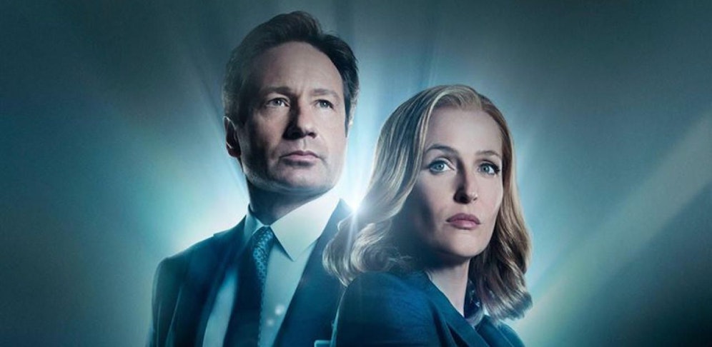 "Akte X"-Plakat mit David Duchovny und Gillian Anderson (Bild: 20th Century Fox Television)
