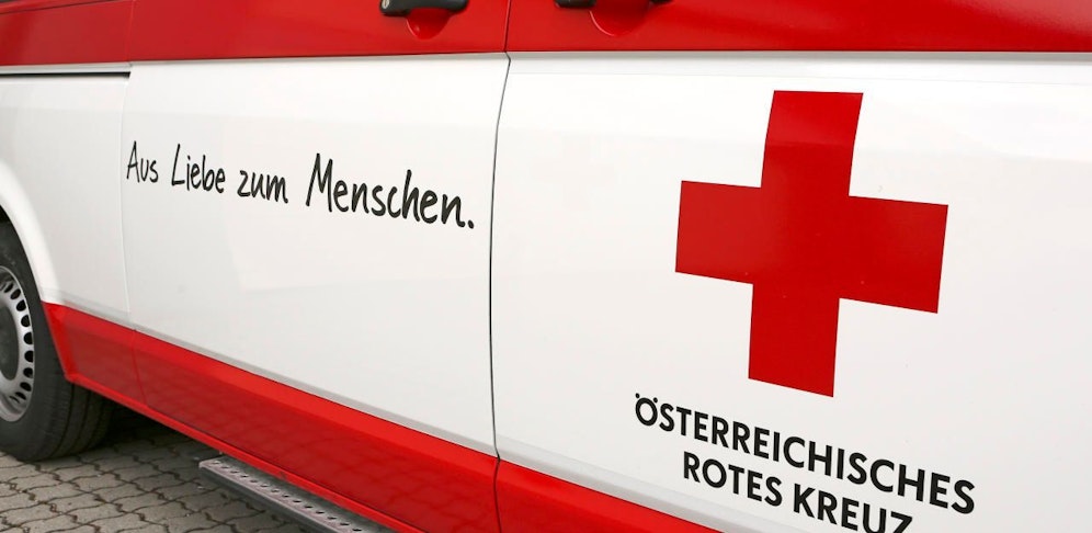 Die verletzte Frau wurde ins Spital nach Baden gebracht.