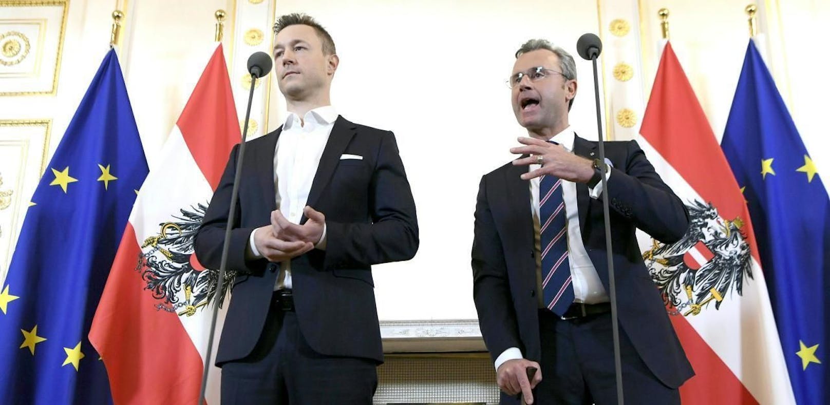 Die damaligen Regierungskoordinatoren Gernot Blümel (ÖVP) und Norbert Hofer (FPÖ) bei einer gemeinsamen Pressekonferenz im Februar 2019.