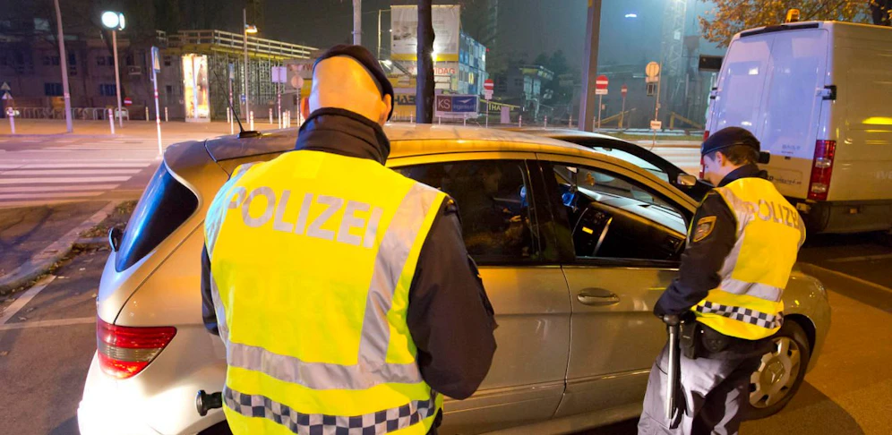 Bei Polizeikontrollen wurden drei Verkehrssünder geschnappt.