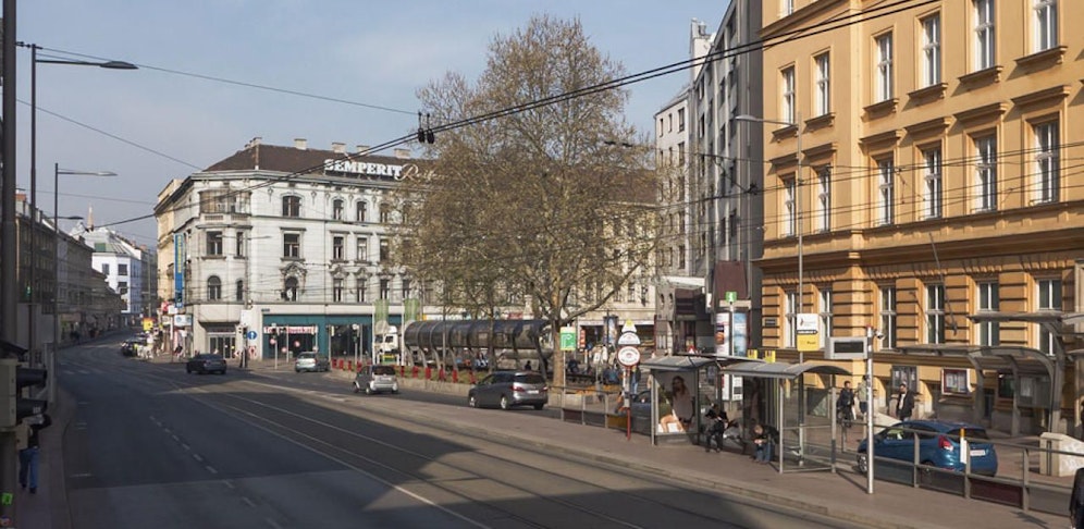 Der Lebensmittelhandel schränkt den Alkohol-Verkauf am Elternleinplatz ein.