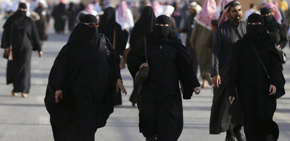 Dürfen Frauen in Saudi-Arabien bald ihr Gesicht zeigen?
