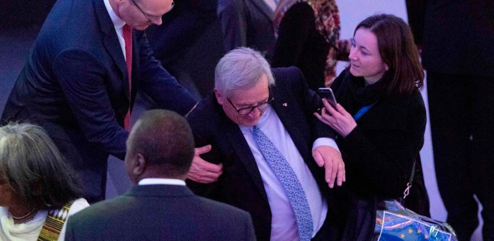 Juncker taumelte auch bei Polit-Dinner in Wien