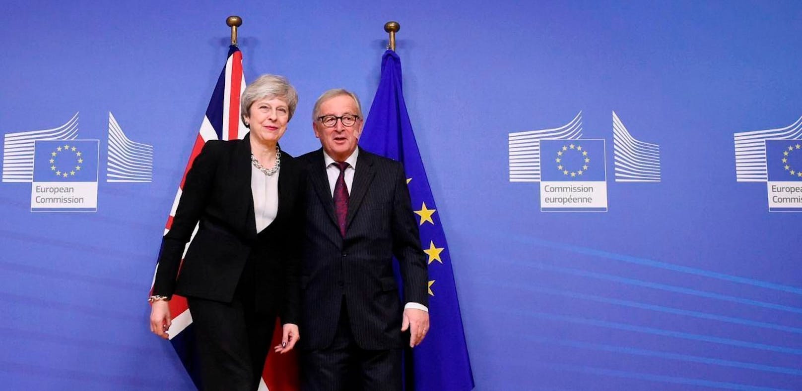 EU-Kommissionspräsident Jean-Claude Juncker mit der britischen Premierministerin Theresa May. Ihr Gespräch endete ohne Durchbruch.