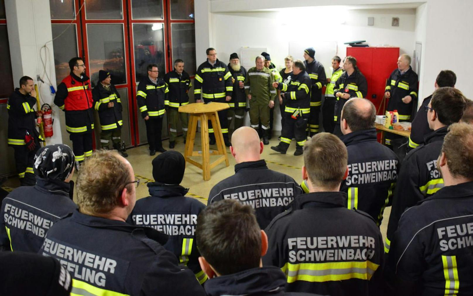 Rund 100 Feuerwehrmänner waren an der Suchaktion beteiligt. 