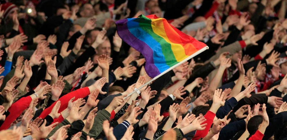 Homophobie soll aus den Stadien verschwinden