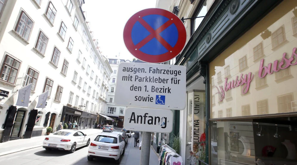 City: Streit um Anrainerparkzone.