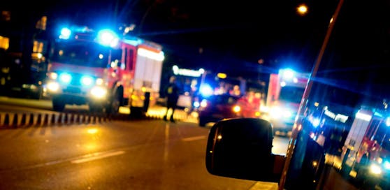 In der Nacht auf Montag ist es unweit der österreichischen Grenze zu einem Autounfall gekommen. (Symbolfoto)