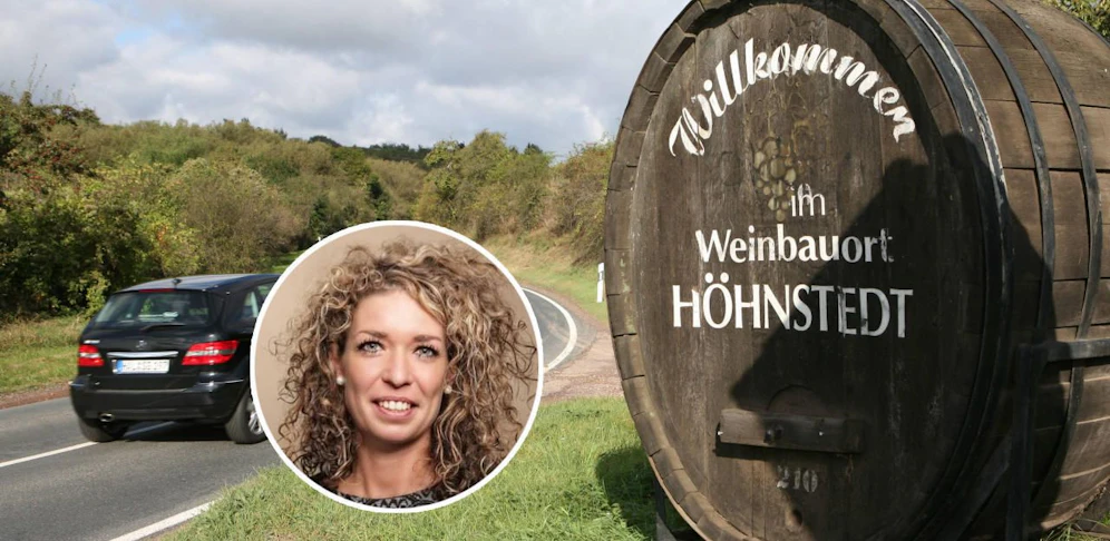 Die CDU-Bürgermeisterin Ina Zimmermann krachte in Höhenstedt gegen ein Hoftor.