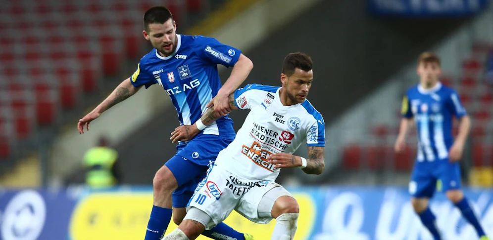Ante Anic (Linz) gegen Marco Sahanek (FAC)