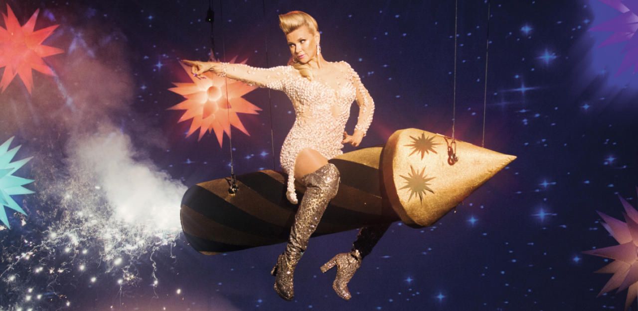 Heute.at - Veronica Ferres putzt Unter deutschen Betten