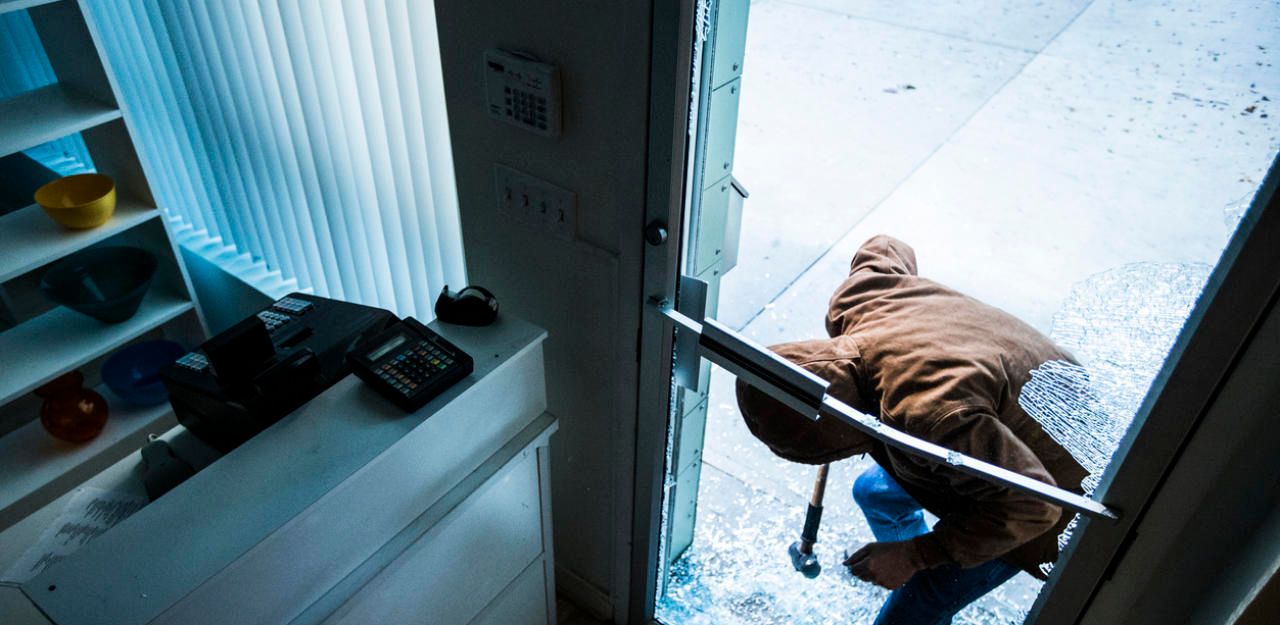 Heute.at - Kindergarten-Einbrecher scheitert an 7 (!) Türen