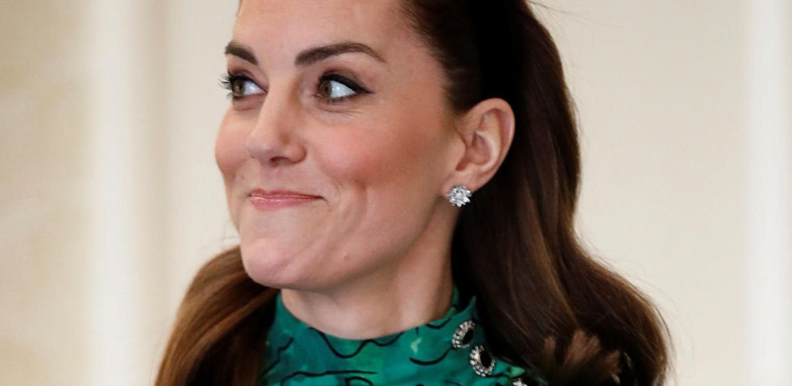 Herzogin Kate trägt 20.000-Euro-Ohrringe