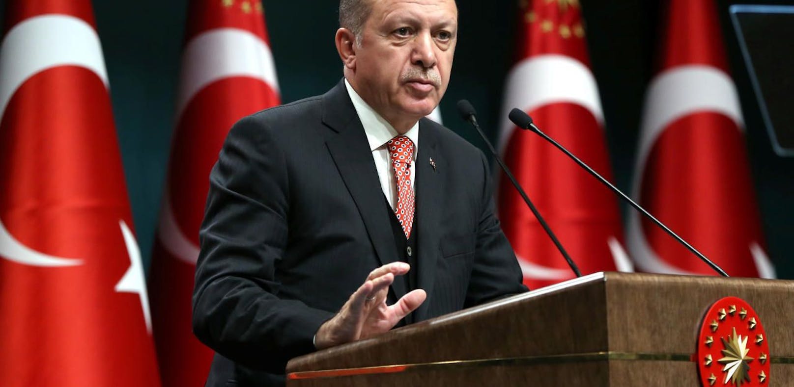 Recep Tayyip Erdogan gewinnt mit der Wahl zum AKP-Chef zusätzlich an Macht.