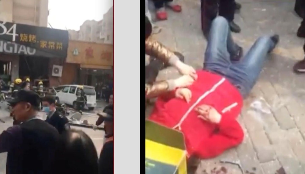 Nach dem großen Knall: Feuerwehr und Polizei untersuchen das zerstörte Lokal. Auf der Straße müssen verletzte Menschen versorgt werden. 