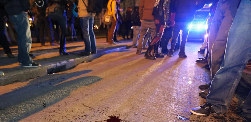 Die Polizisten beendeten die nächtliche Rauferei.