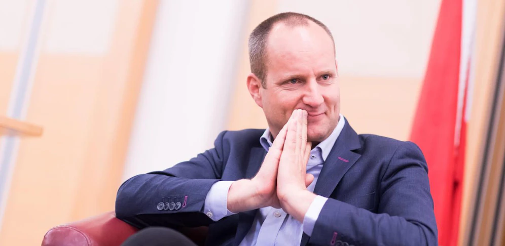 Matthias Strolz (NEOS) arbeitet an einem "Chancenplan".