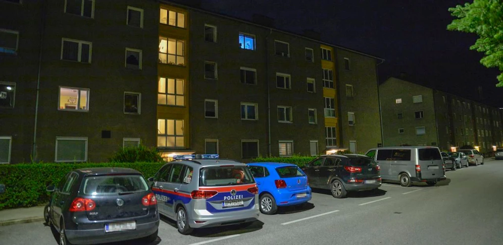 Der Brand passierte in diesem Mehrparteienhaus