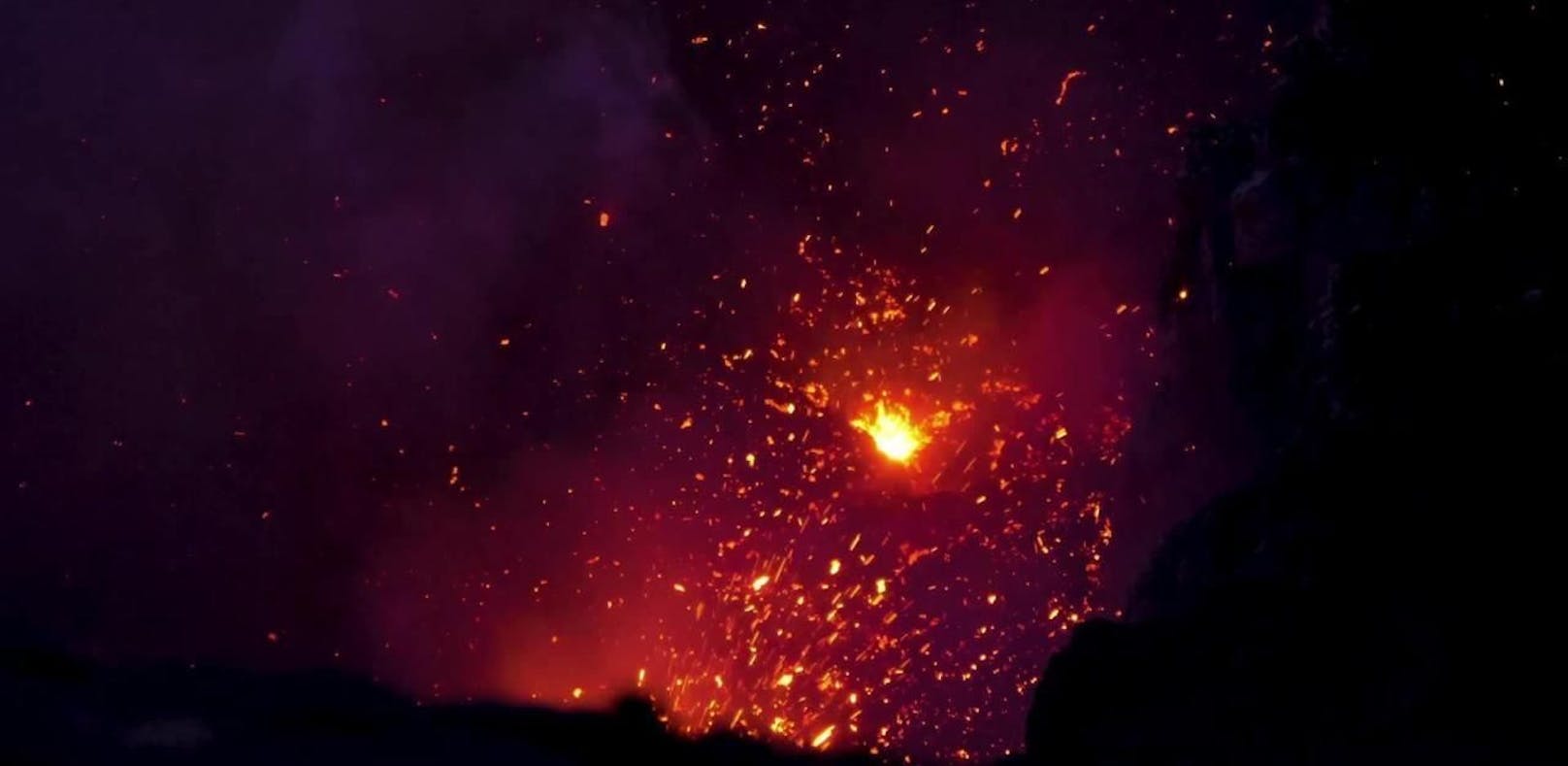 Vulkan bricht seit 800 Jahren alle 3 Minuten aus