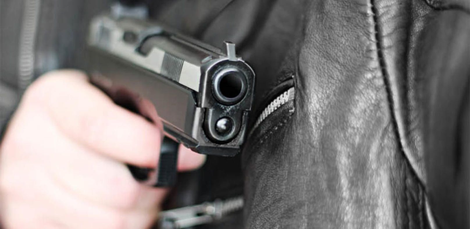 23-Jähriger bedrohte Arbeiter mit Gaspistole