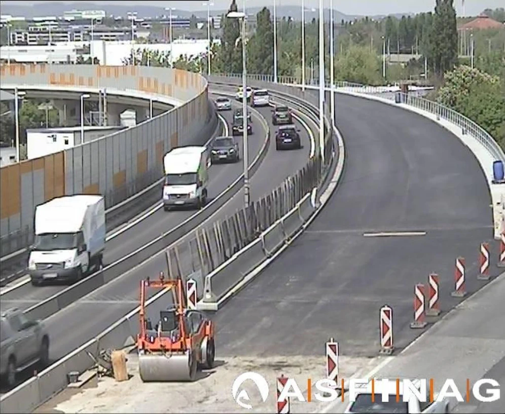 Baustelle beim Knoten Inzersdorf