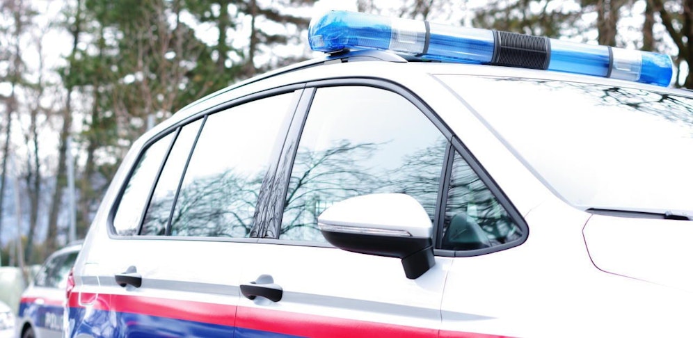 Die Polizei sicherte am Tatort Spuren.