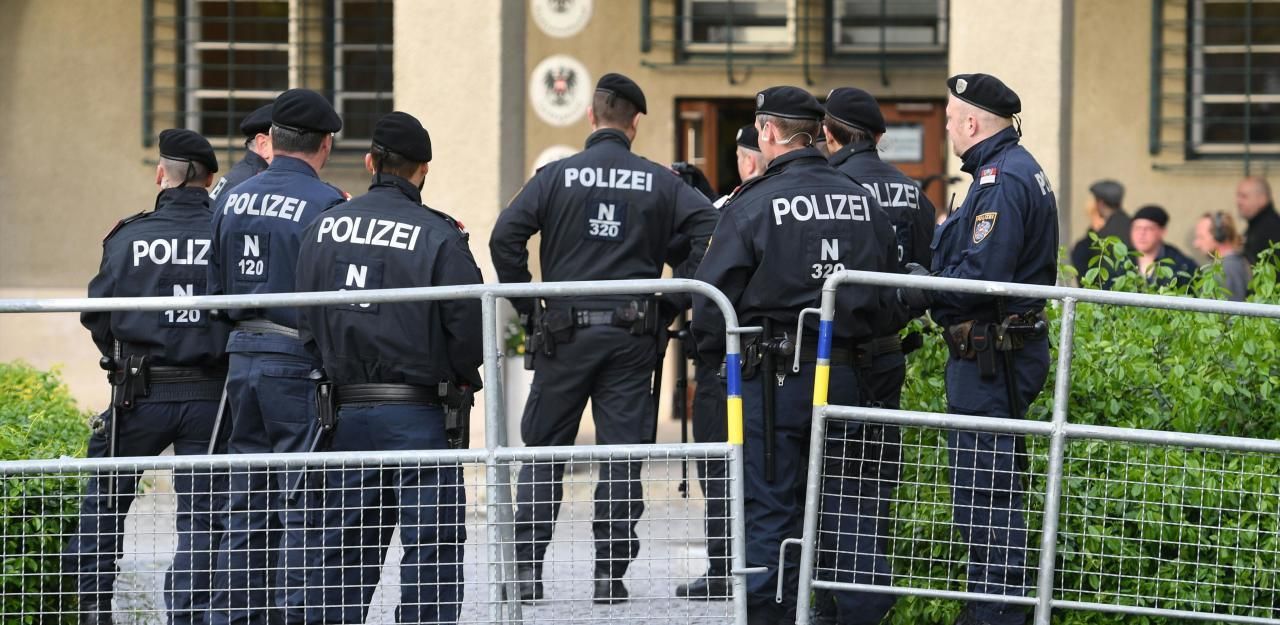 Heute.at - Staatsverweigerer vor Gericht: 6 Schuldsprüche