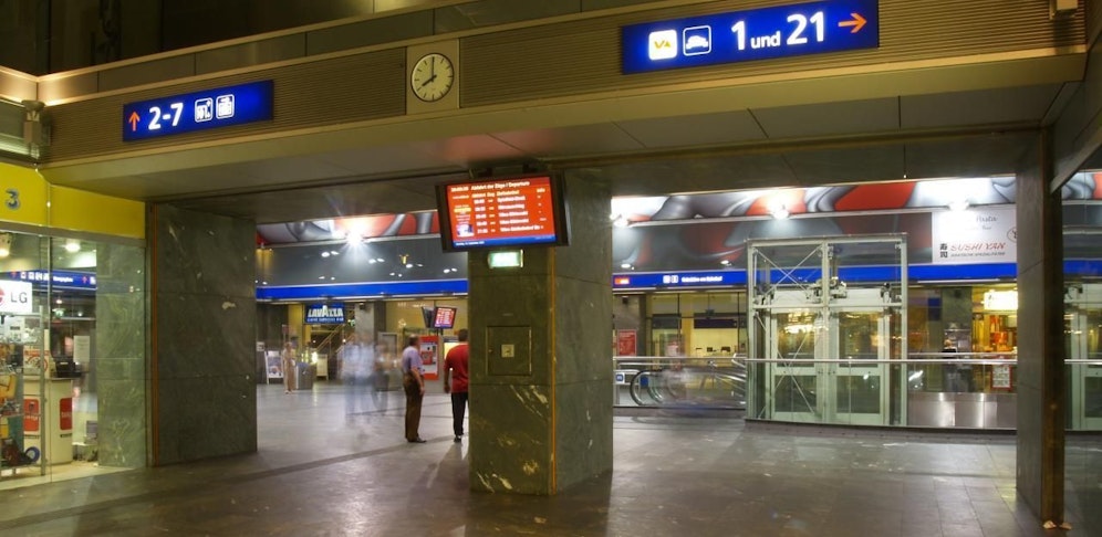 29-Jähriger rastete am Hauptbahnhof aus.