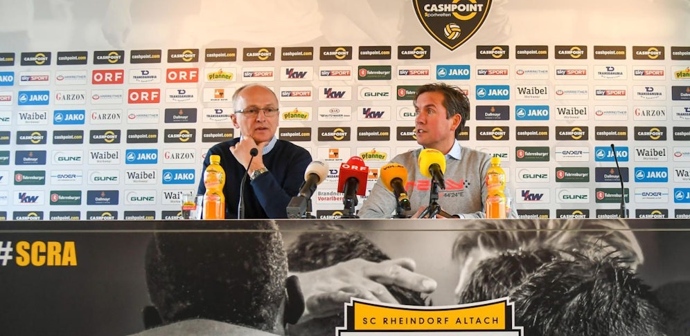 Georg Zellhofer mit Trainer Alex Pastoor. Altach trennt sich vom Sportdirektor.