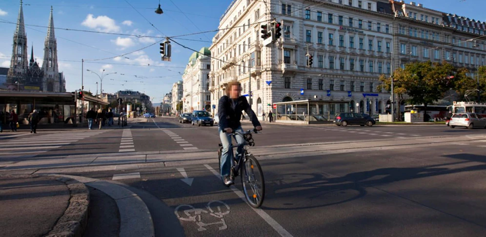 Für den verunfallten Radler wird es sehr teuer.