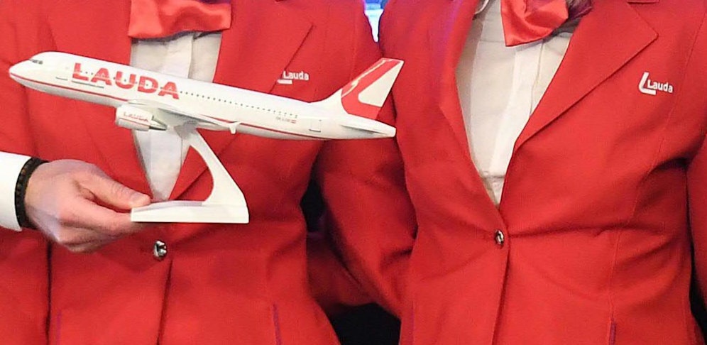 Die neuen Dienstverträge, die bei der österreichischen Ryanair-Tochter Laudamotion zum Einsatz kommen sollen, sorgen weiter für Kritik.