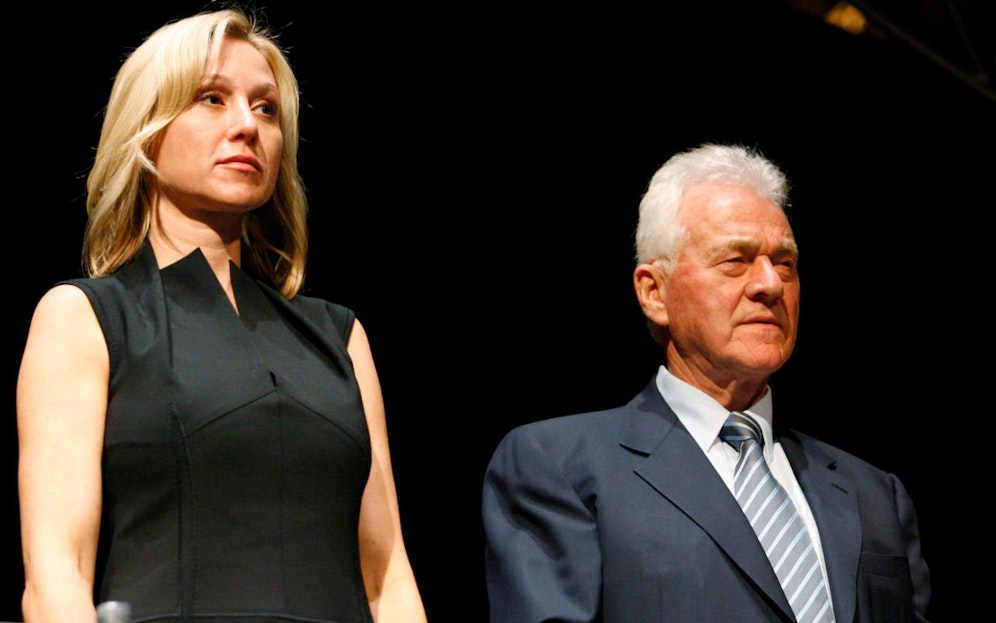 Frank Stronach und seine Tochter Belinda Stronach bei der Jahresversammlung der Aktionäre von Magna International im Jahr 2008.