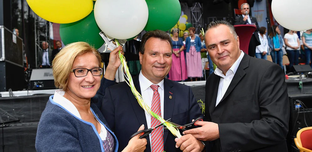 Festakt zu 50 Jahre Stadt Purkersdorf: Landeshauptfrau Johanna Mikl-Leitner, Bürgermeister Karl Schlögl und Bundesminister Hans Peter Doskozil 