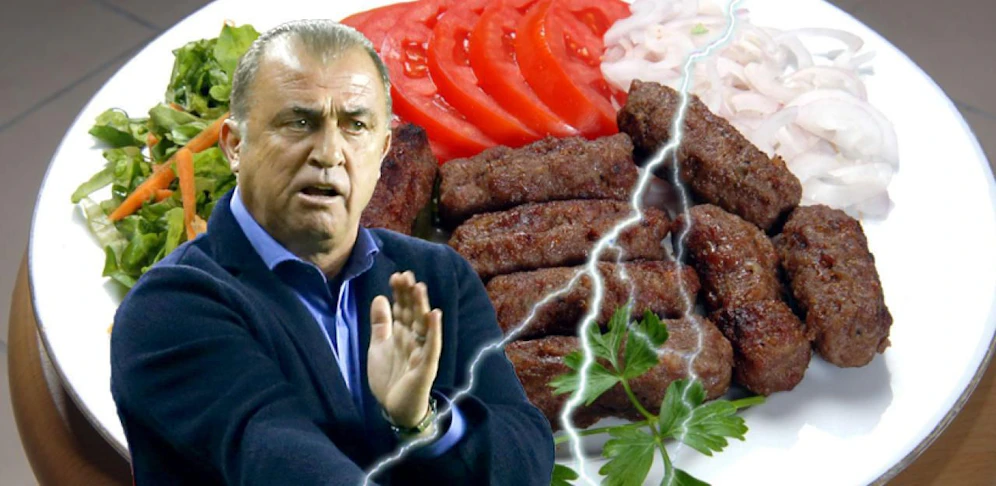 Aufregung in der Türkei! Teamchef Fatih Terim soll betrunken ein Köfte-Lokal verwüstet haben.