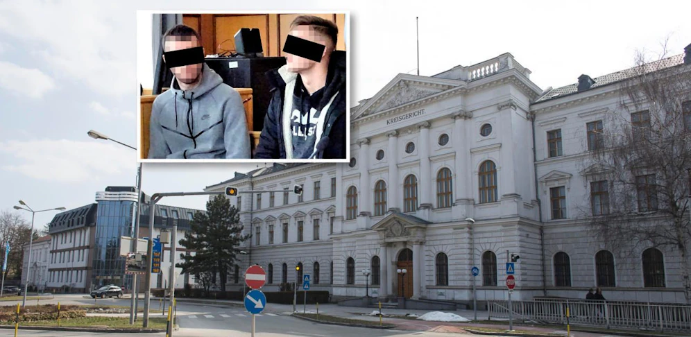 Die Angeklagten vor Gericht.