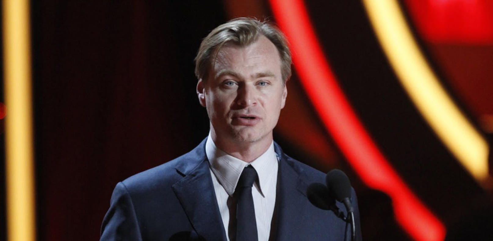 Führt Christopher Nolan bei Bond 25 Regie?