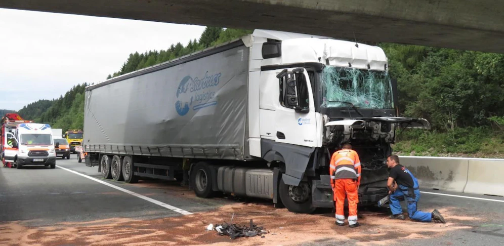 Auffahrunfall auf der Inntalautobahn