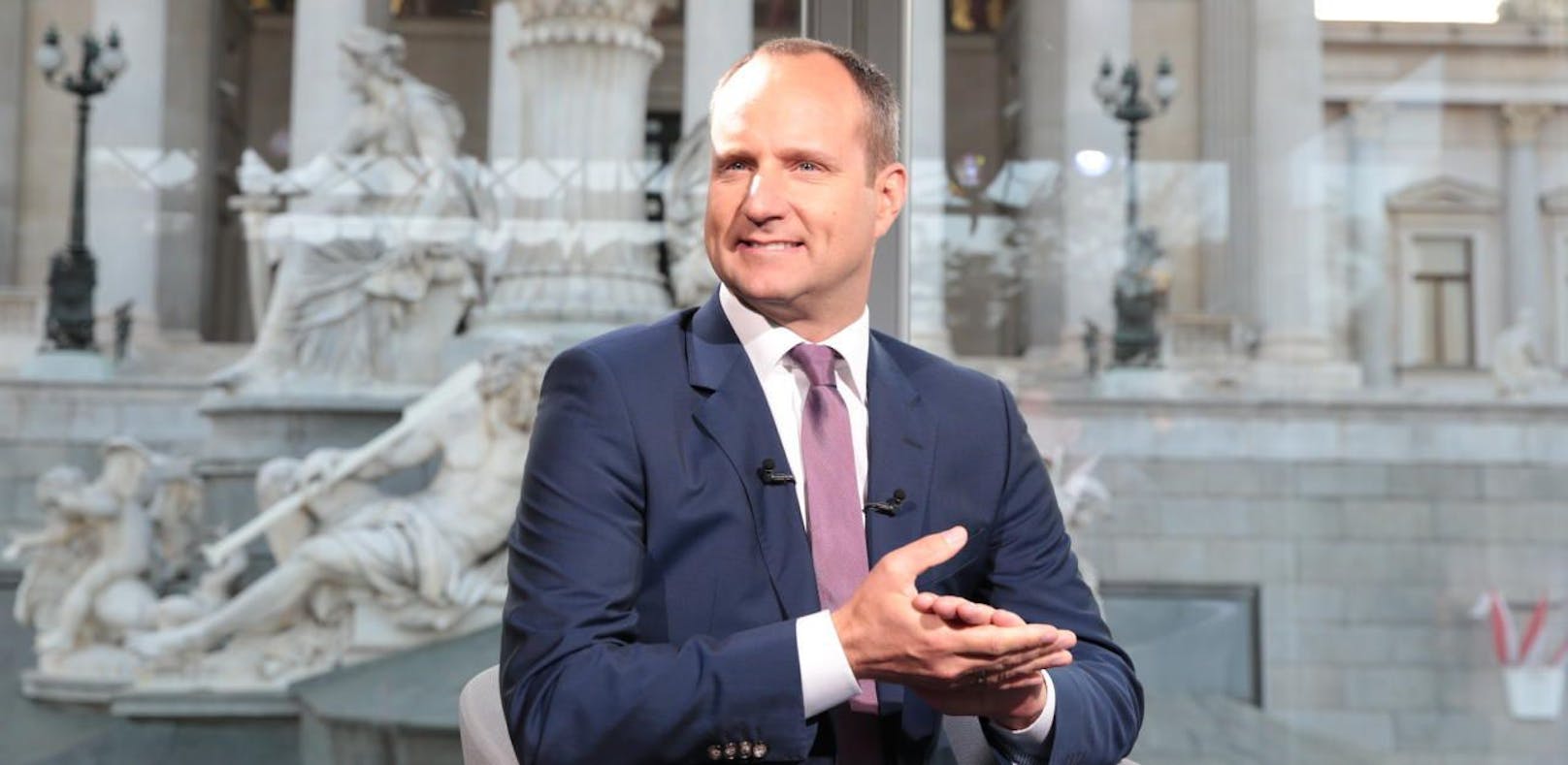 Neos-Strolz im ORF: "Alles andere is oasch"