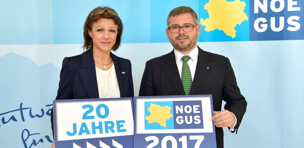 Elfriede Riesinger, NÖGUS-Geschäftsführerin, und Ludwig Schleritzko, Finanzlandesrat und NÖGUS-Vorsitzender.