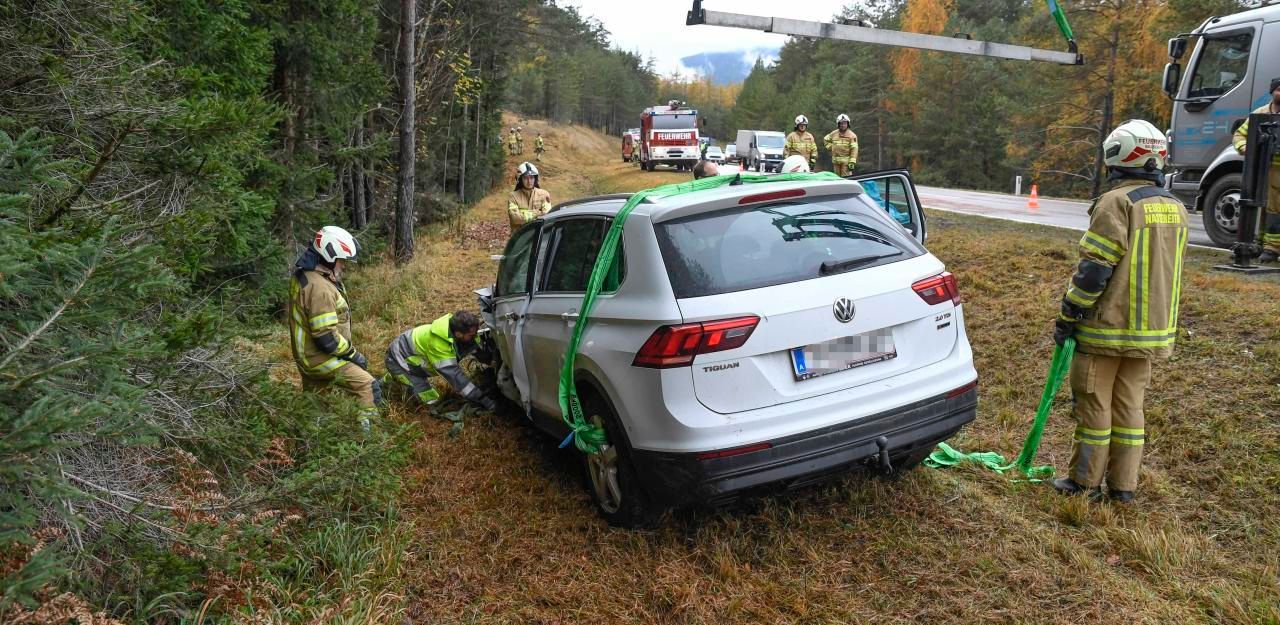 Drei Verletzte Bei Frontalcrash In Nassereith – Österreich | Heute.at