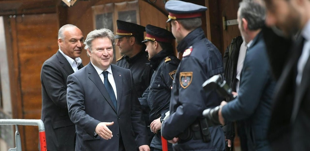 Stadtchef Michael Ludwig (SP) will mehr als ein Viertel der durch den Bund angekündigten 4.300 Polizisten auf Wiens Straßen sehen. 