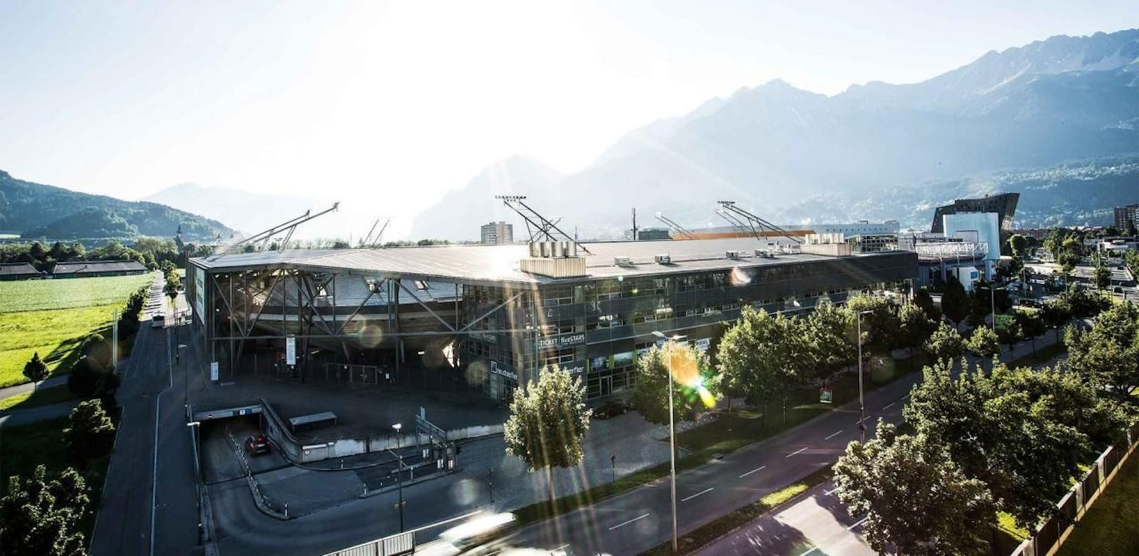 Ab dem 22. Februar wird auch das Tivoli Stadion in Innsbruck (Tirol) rauchfrei. Das Verbot umfasst auch E-Zigaretten.
