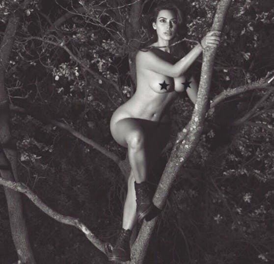 Kim Kardashian hat sich ausgezogen